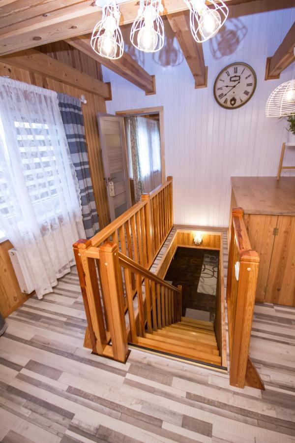 Flower Apartment Ventspils Bagian luar foto